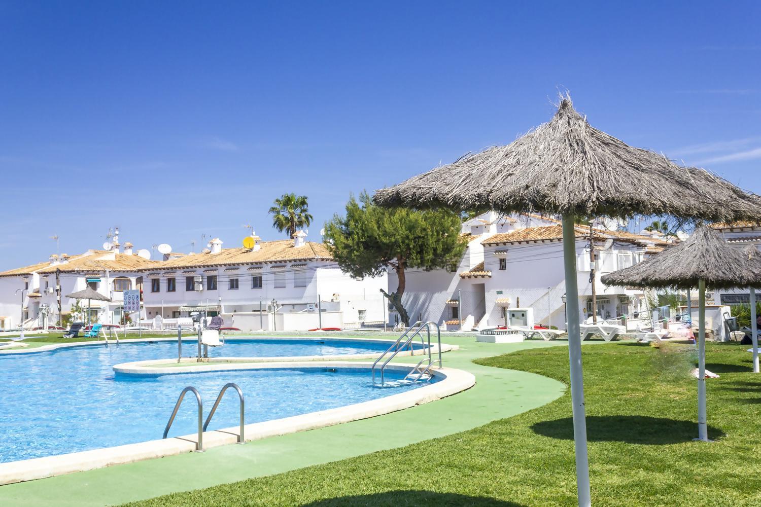 Bungalow Pink Palm Beach Τορεβιέχα Εξωτερικό φωτογραφία